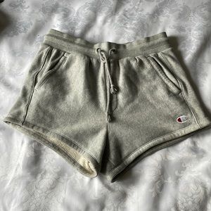 Champion shorts drawstring and elastic waist 2 slit front pockets Sz M